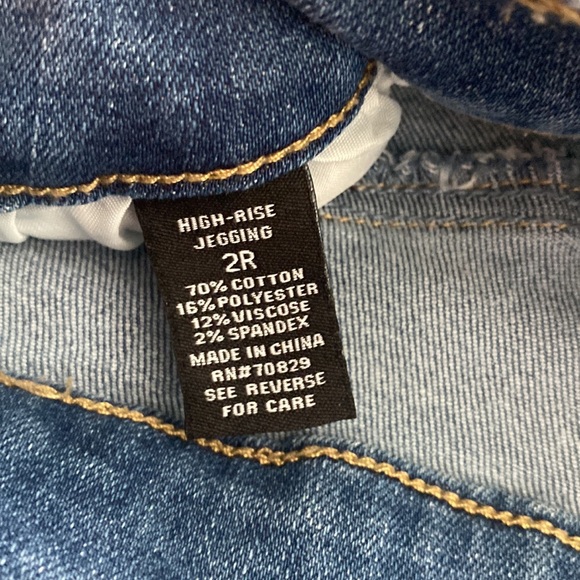 Rue 21 high rise Jegging. - Picture 2 of 4